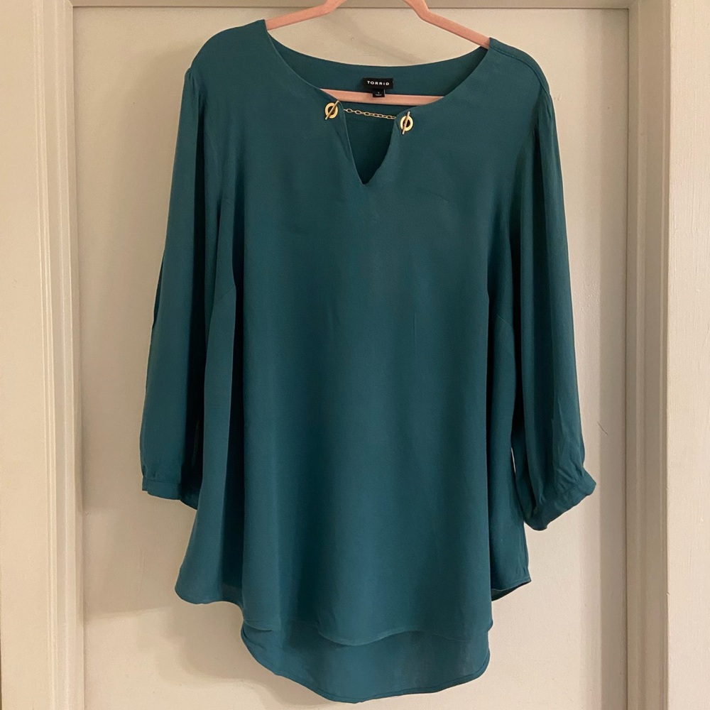 Torrid Crepe Chain Detail Tunic Blouse; 1X